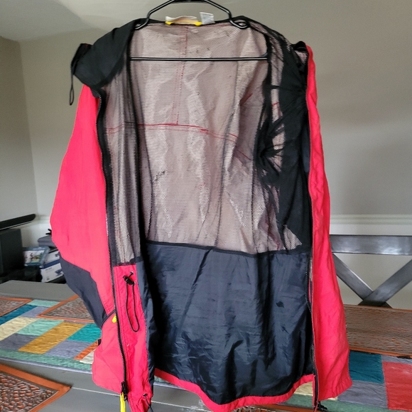 Vintage Marlboro Jacket 90s Adverture Team Red Windbreaker Patch L - Picture 7 of 9